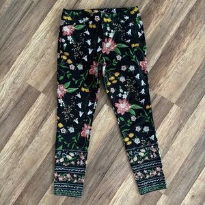 Old Navy Pixie Mid-Rise Floral
